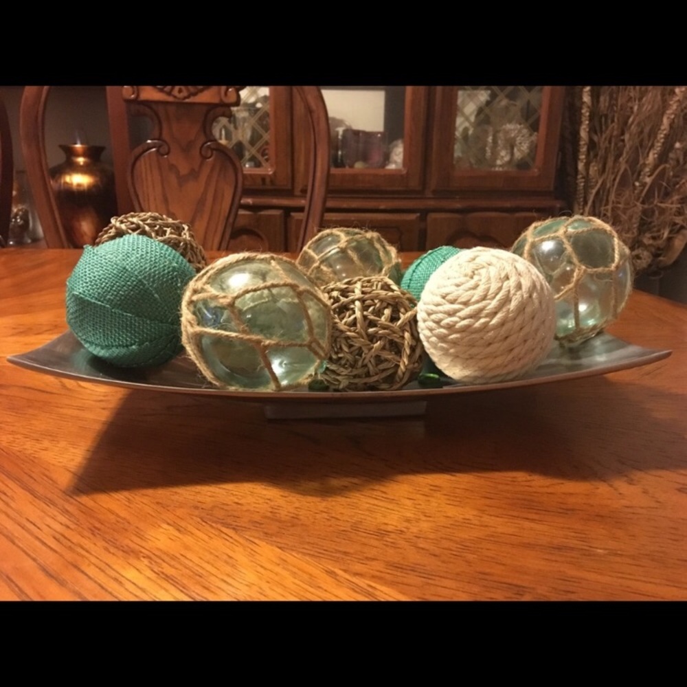 Silver colored sphere stand (STAND ONLY)